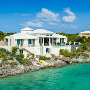 1.1 caicos cay villa outside view