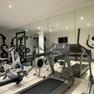 12.1 the beach house gym