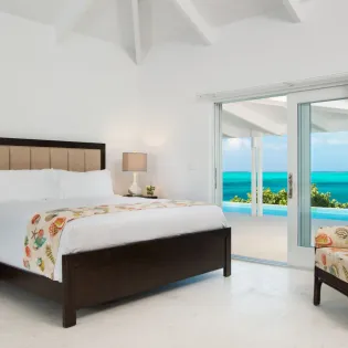 5.1 beach villa sandstone bedroom 1