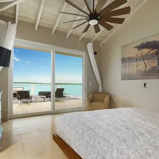 7.2 caicos cay villa bedroom 3