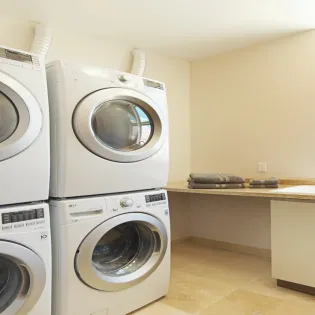 9.1 caicus cay villa laundry room