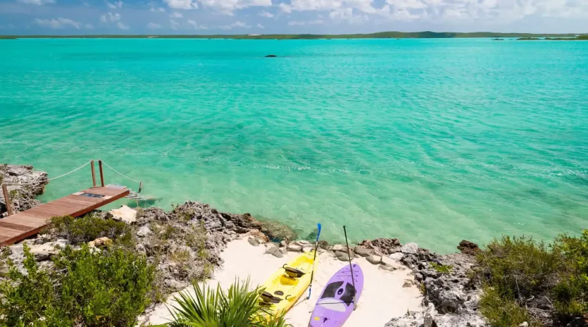 1.3 caicos cay villa outside view