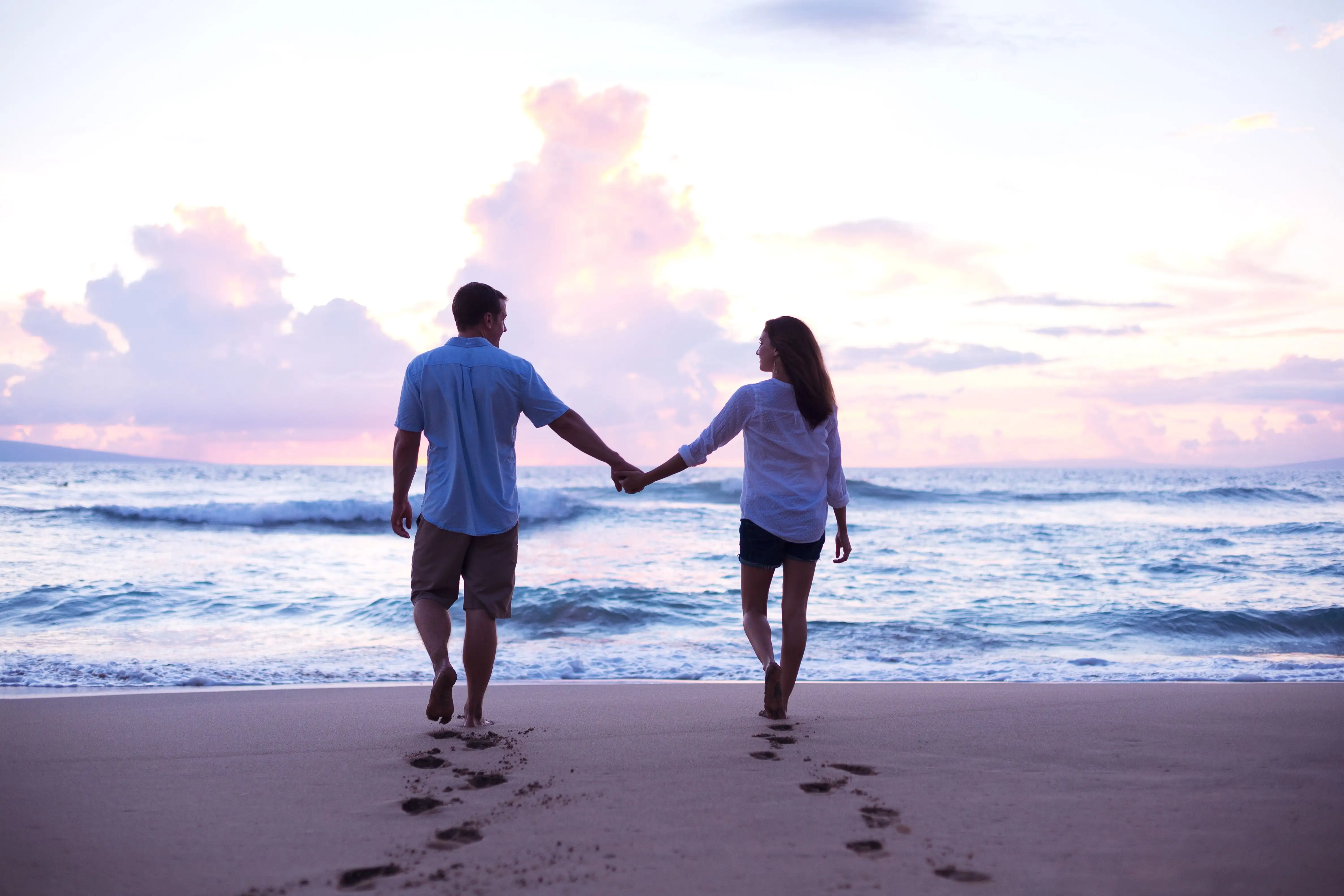 Aruba vs Turks and Caicos: Which One is Best for Couples?