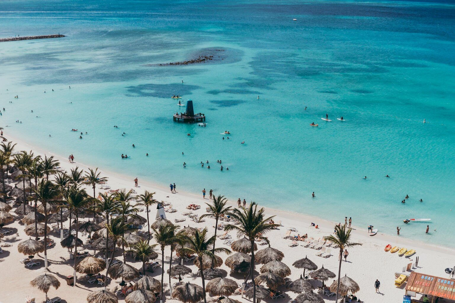 Palm Beach, Aruba © Aruba Tourism