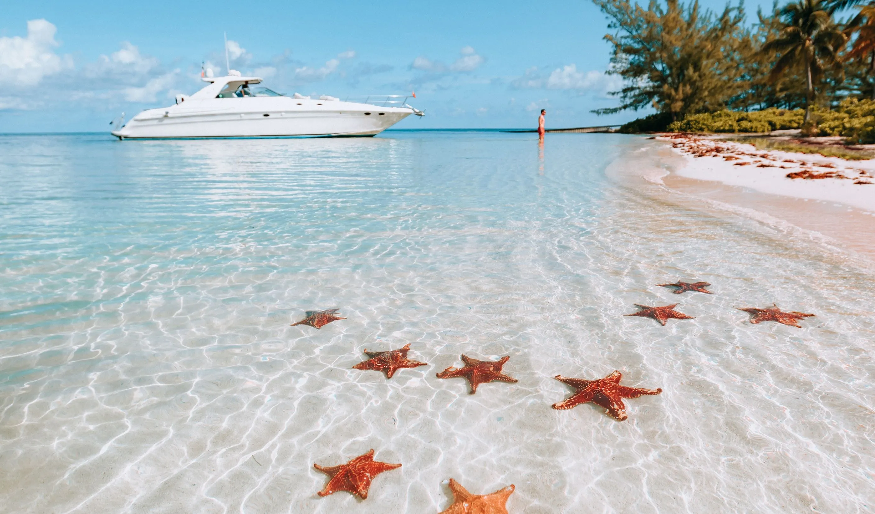 Starfish Point, Grand Cayman © www.visitcaymanislands.com